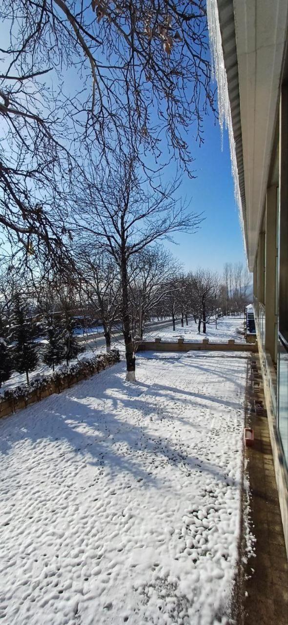 Gabala Bliss Inn Hotel And Restaurant Exterior photo