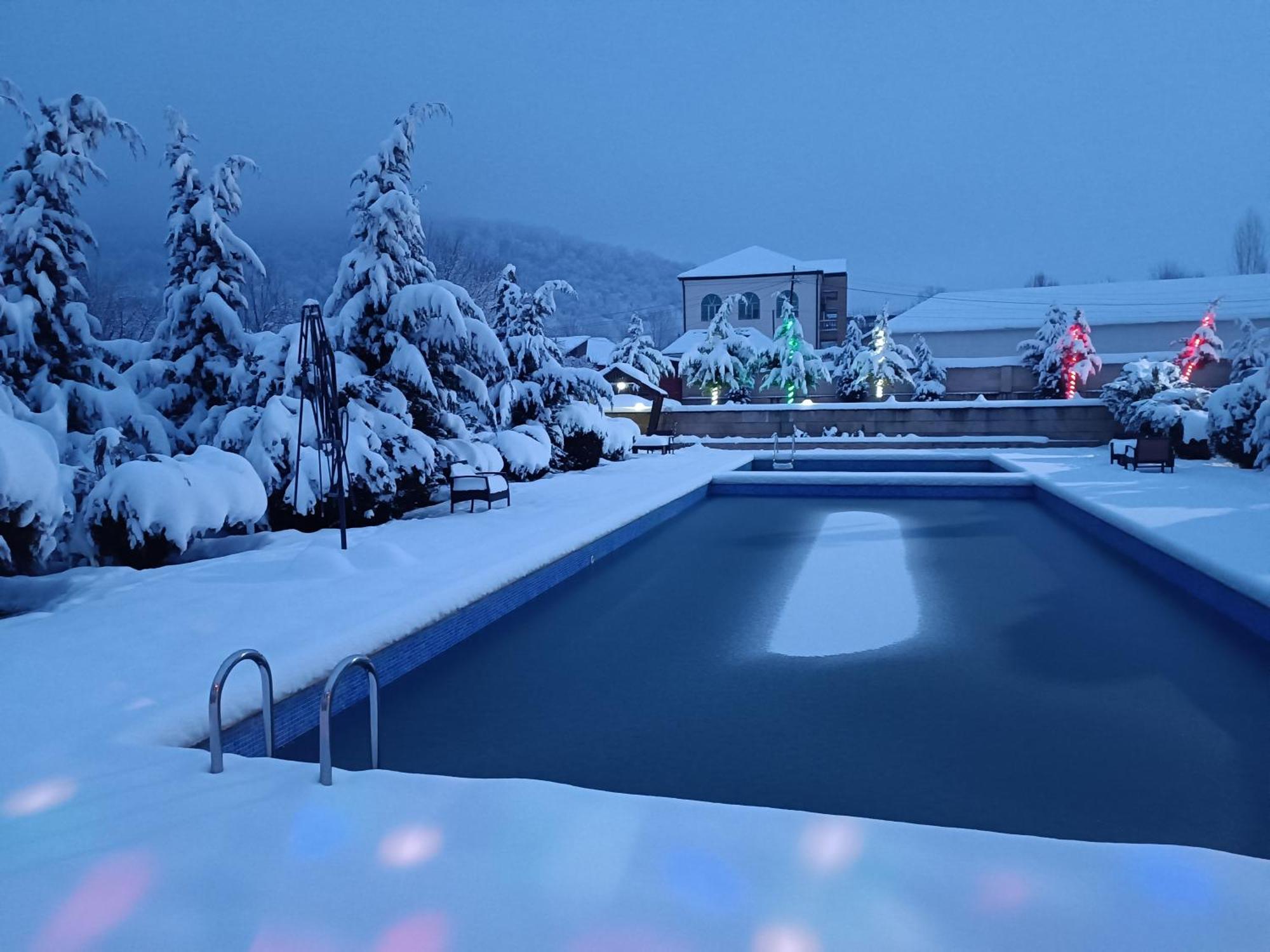 Gabala Bliss Inn Hotel And Restaurant Exterior photo